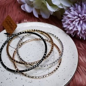 πVintage Metal Jewelry Bracelets Set